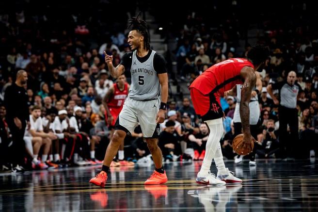 火箭vs马刺附加赛，火箭对马刺的比赛？