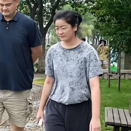 姚明女儿2023年周岁多高，姚明女儿现在多高？